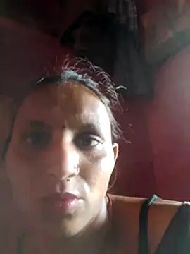 Snapshot of Juli_rathore chatting on April 27, 7:17 am Juli rathore online show from April 27, 7:17 am
