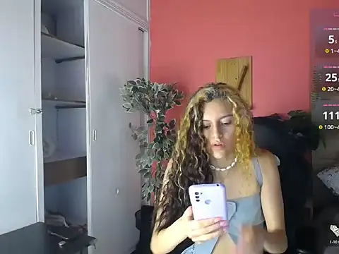 maria Turner1 online show from April 18, 11:01 am