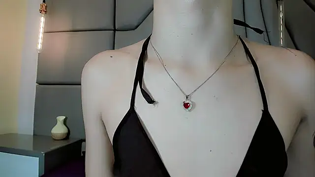 Miss-Saraii online show from February 12, 3:23 pm