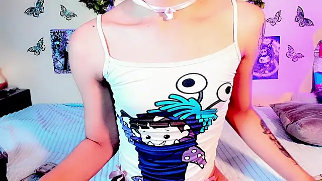 Miss-Saraii online show from April 10, 4:25 pm