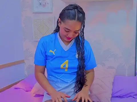 Emma Thompssonn online show from February 27, 12:05 pm