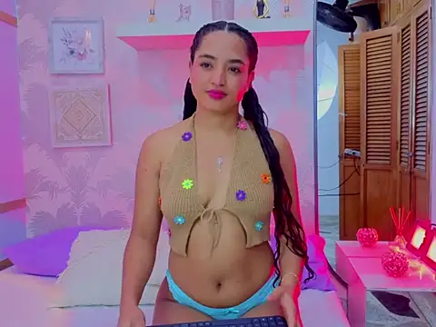 Emma Thompssonn online show from March 13, 11:59 am