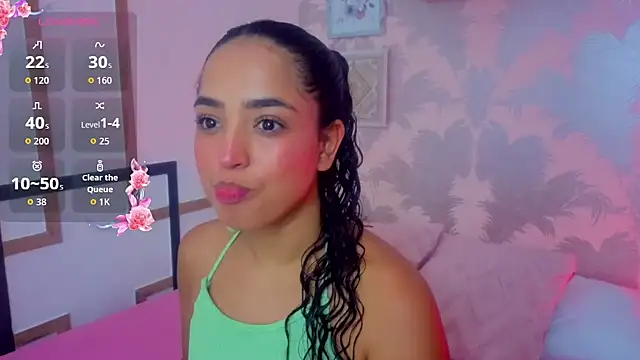 Emma Thompssonn online show from May 27, 12:12 pm
