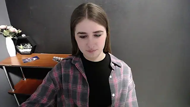 Sunny siren online show from April 21, 12:23 pm