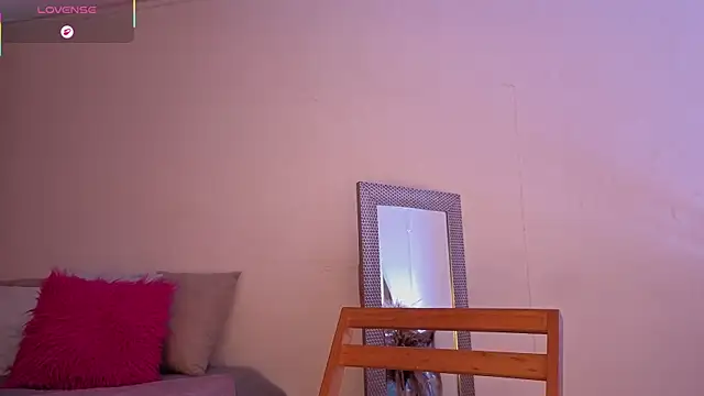 fransheskarossi online show from March 27, 12:17 pm