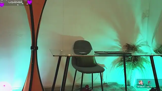 fransheskarossi online show from April 8, 12:06 pm