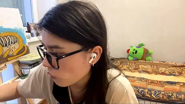 Snapshot of SaintMari chatting on July 8, 1:56 pm SaintMari online show from July 8, 1:56 pm