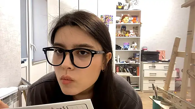 SaintMari online show from April 8, 1:45 pm