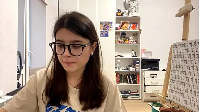 SaintMari online show from April 2, 2:24 pm