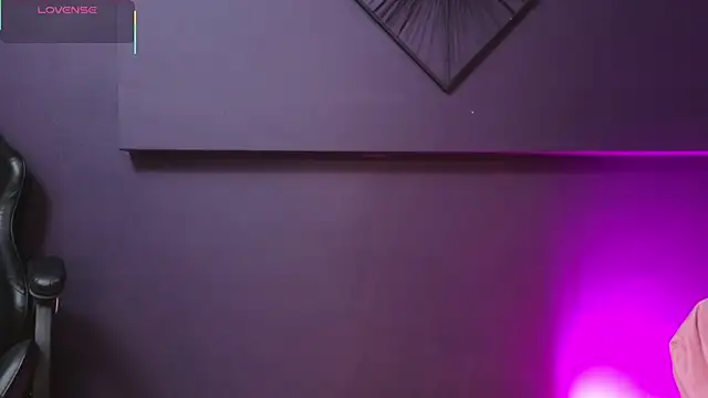 Rosse Baker  online show from April 15, 12:42 pm