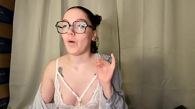 ju juliette online show from April 23, 8:43 pm