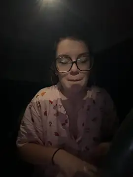 Snapshot of ju_juliette chatting on July 3, 9:54 pm ju juliette online show from July 3, 9:54 pm