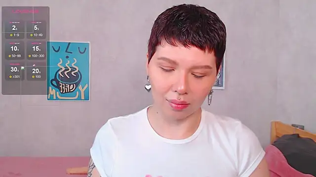 Elise Day online show from May 16, 9:08 am