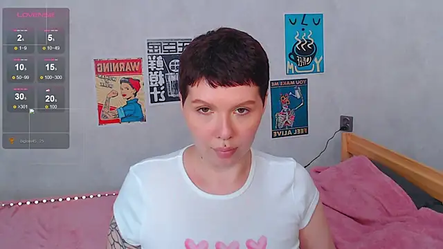 Elise Day online show from May 15, 5:11 pm