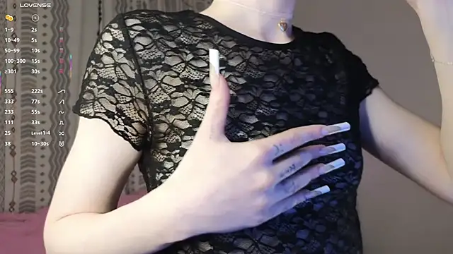 CarmaOlen online show from April 10, 7:32 pm