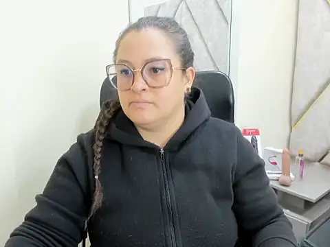 Sarah Boobs  online show from May 10, 3:10 am