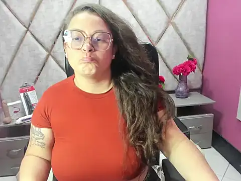Sarah Boobs  online show from April 9, 3:41 am