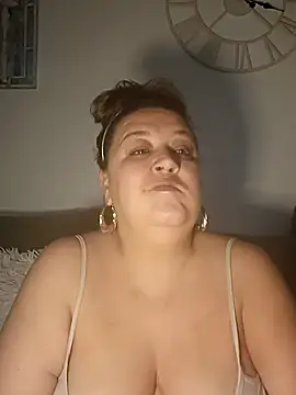 Nova-iswiserx online show from February 11, 10:15 am