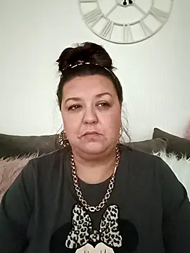 Nova-iswiserx online show from March 6, 10:54 am