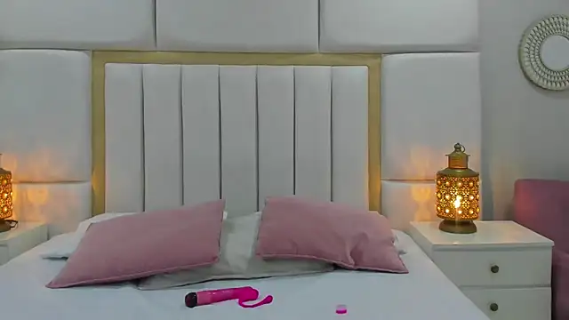 AbannyRogerss online show from March 25, 12:15 pm