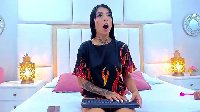 AbannyRogerss online show from June 13, 12:25 pm
