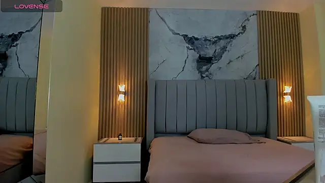 BELLA STONE3 online show from February 9, 7:34 pm