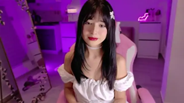 Blush Marie online show from April 20, 5:21 am