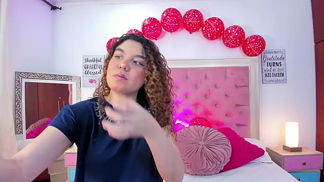 AllisonAdams  online show from February 7, 4:59 pm