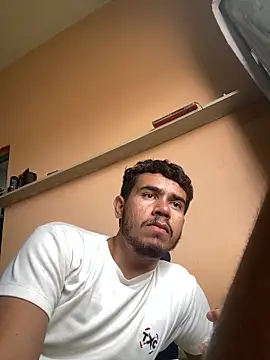 reipromiscuo01 online show from February 12, 5:02 pm