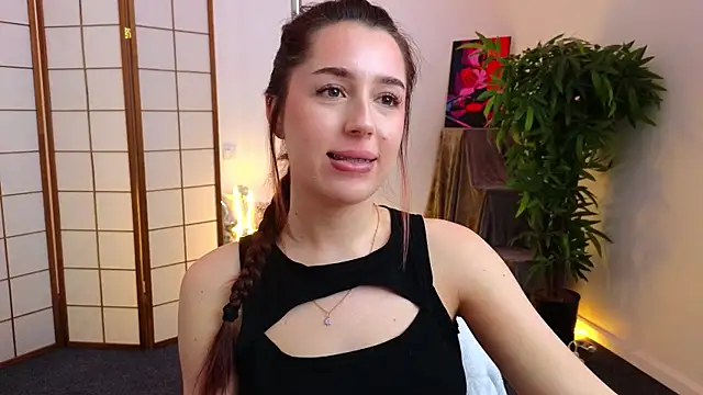 AnikaHarryson online show from April 29, 7:23 am