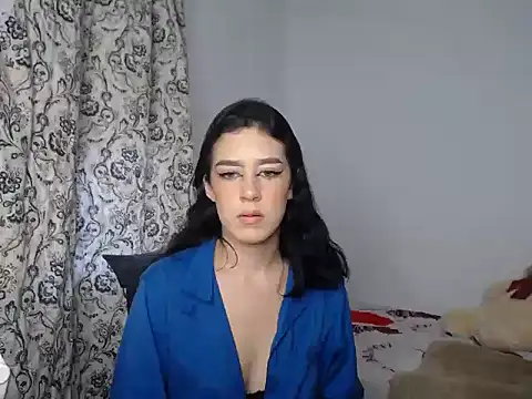 luisandri  online show from March 2, 10:49 pm