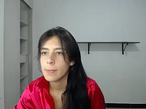 luisandri  online show from February 11, 4:56 am