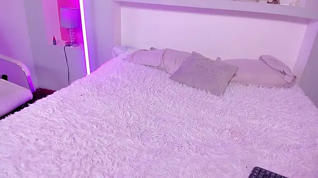 Rosy Sweet online show from February 2, 11:42 am