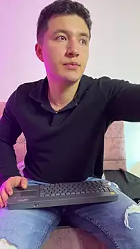 Alexander Connor online show from March 19, 12:05 pm