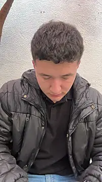 Alexander Connor online show from April 4, 12:01 pm