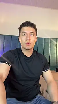 Alexander Connor online show from April 14, 11:59 am