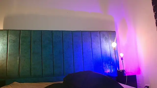 Alexander Connor online show from March 25, 12:15 pm