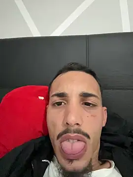 piccolo2002 online show from March 23, 8:25 am