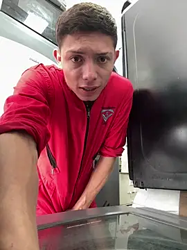 santiObrero online show from March 27, 2:51 pm