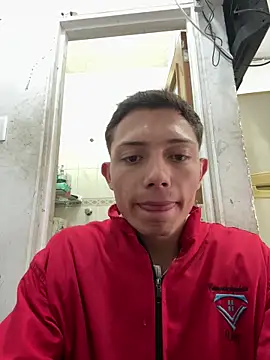 Snapshot of santiObrero chatting on May 11, 4:04 pm santiObrero online show from May 11, 4:04 pm