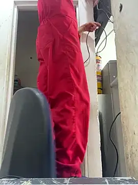 santiObrero online show from February 10, 7:46 pm