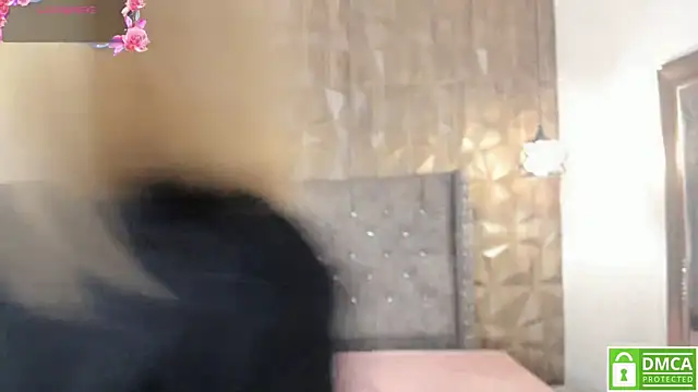 Snapshot of Zamahara_Rodriguez chatting on May 9, 7:39 pm Zamahara Rodriguez online show from May 9, 7:39 pm