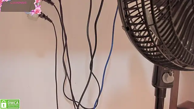 Zamahara Rodriguez online show from March 8, 7:50 pm