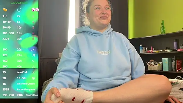 LisaWiliams online show from February 25, 8:03 am