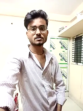 sdgjjkkmm online show from June 27, 4:02 pm
