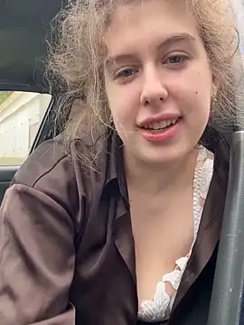 LilianBliss online show from May 9, 11:46 am
