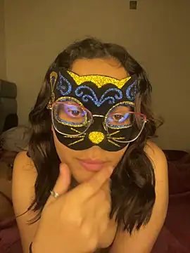 JAMILA-ARABIC online show from February 13, 7:58 pm