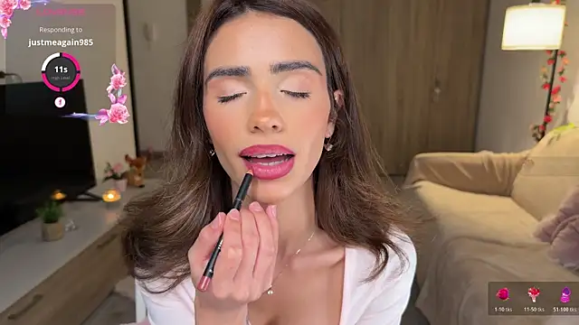 AyanaLys online show from May 30, 6:46 pm