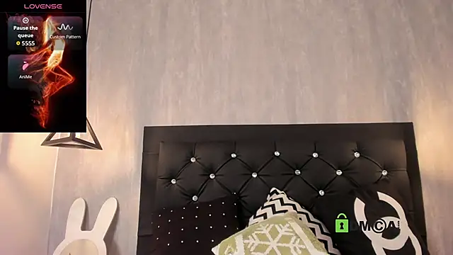 Marilyndackaria  online show from March 13, 11:26 am