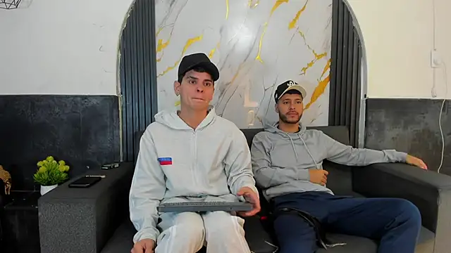 Angel Villareal online show from February 27, 5:07 am